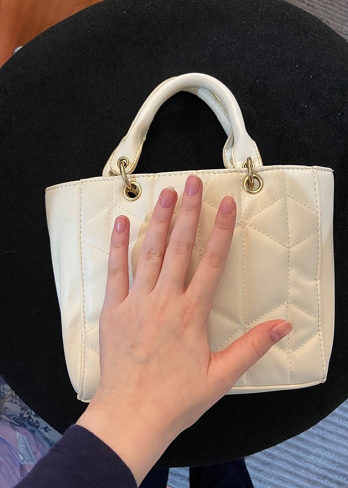 Beyaz çanta - Görsel 2