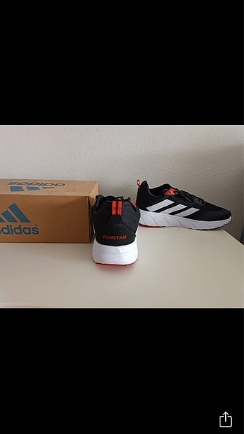 Adidas spor ayakkabı 44 no siyah.