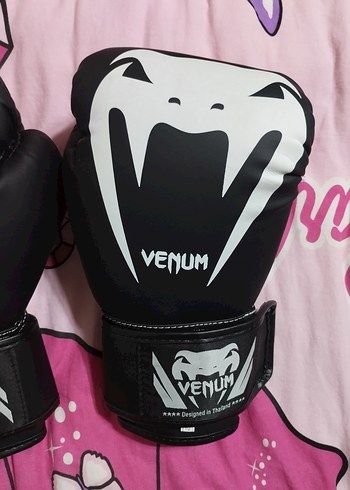 Venum Siyah Boks Eldiveni 10oz Venom - Görsel 3