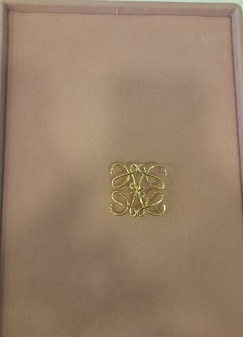 Loewe Loewe broş 