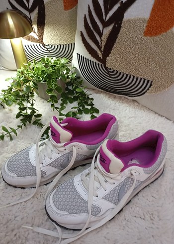 Orjinal Nike Beyaz Laced Kadın Spor Ayakkabı