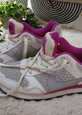 Nike Orjinal Nike Beyaz Laced Kadın Spor Ayakkabı