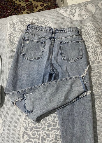38 Beden milla yırtık pantolon
