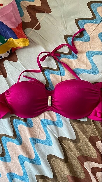 bikini üstü