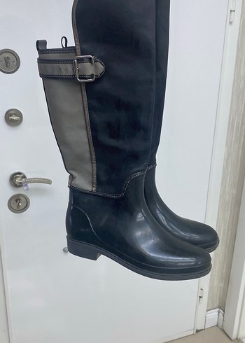 Zara 39