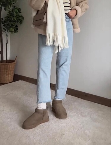 Cross jean