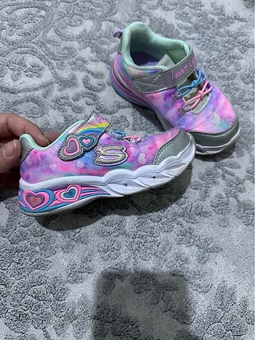 24 Beden çeşitli Renk Skechers çocuk ayakkabısı