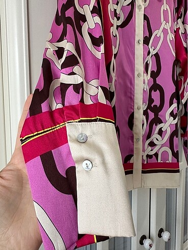 38 Beden Zara zincir desenli pembe gömlek