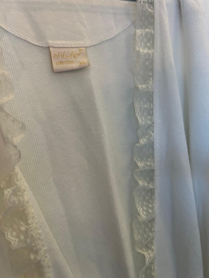 Nakış Detaylı Bohem Uzun Beyaz Kadın Sabahlık - Görsel 5