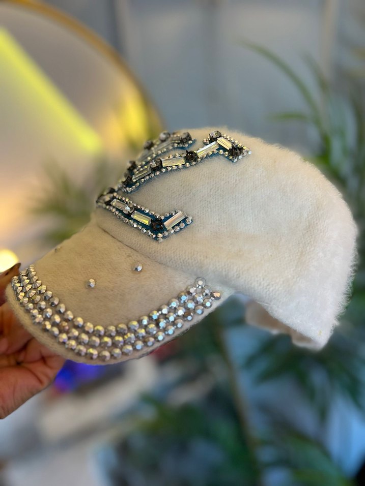 Beyaz Payetli Kadın Şapka - Görsel 2