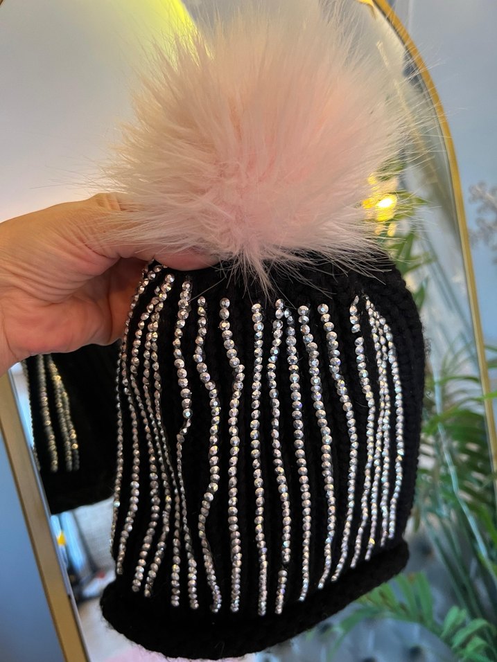 Pembe Kürklü Taşlı Kadın Bere - Görsel 2