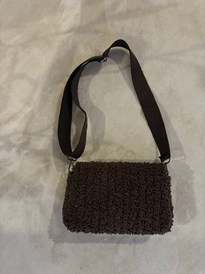 Kahverengi Kürklü Kadın El Çantası - Görsel 2
