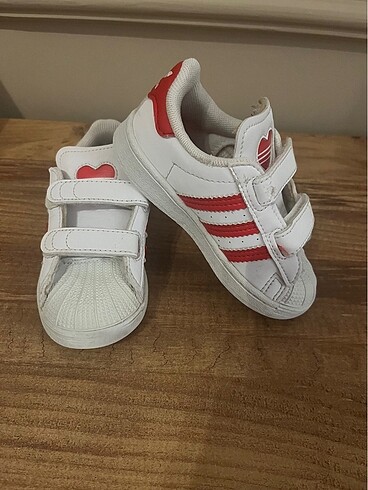Adidas ayakkabı