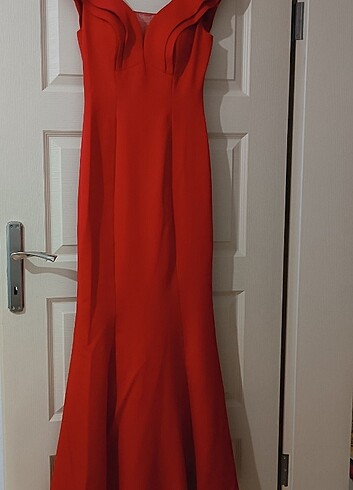 38 Beden kırmızı Renk Abiye elbise 