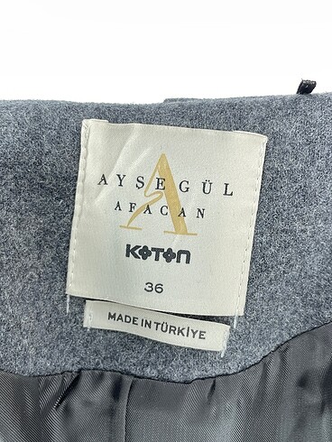 36 Beden gri Renk Koton Kaban %70 İndirimli.