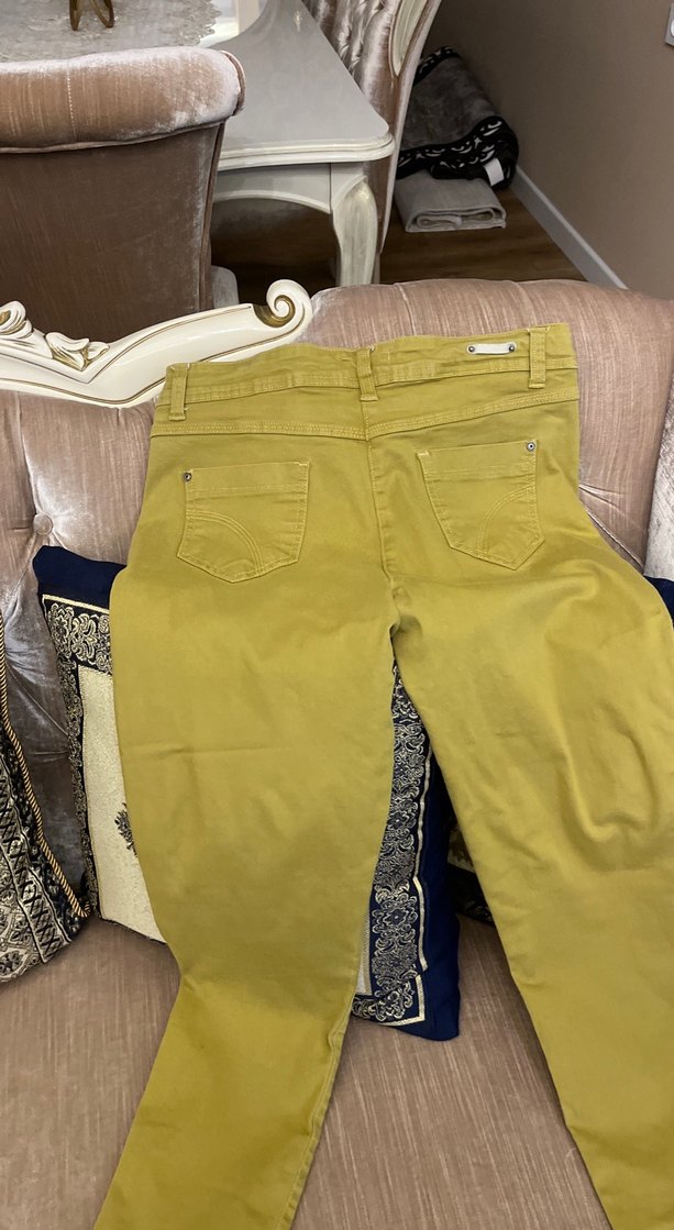 Fıstık yeşiliKadın Dar Kesim Fermuarlı Kumaş Pantolon - Görsel 3