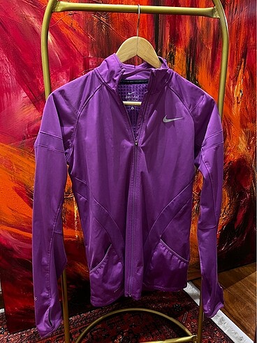 Mor renk Nike Dri-FIT ceket
