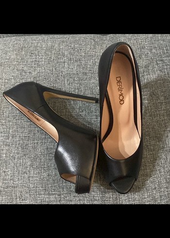 38 Beden DERIMOD Siyah Dolgu Topuklu Kadın Stiletto