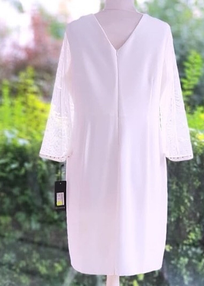 Büyük beden beyaz elbisesi - Görsel 3