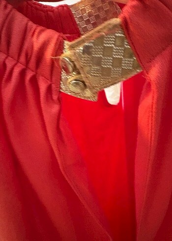 Kırmızı tulum - Görsel 7