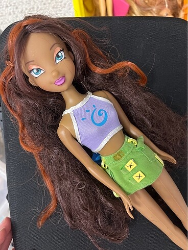 Winx Club Aisha Layla School Girl
