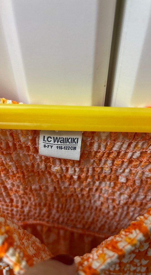 Turuncu Çiçekli Kız Çocuk Askılı Elbise - Görsel 2