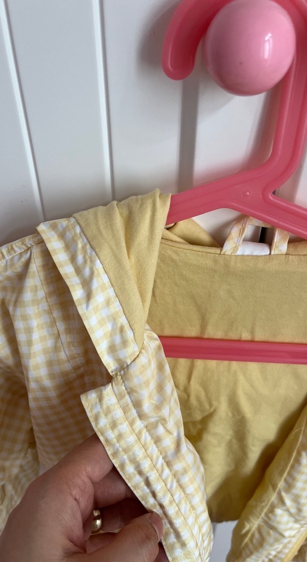 Sarı Kız Çocuk Düğmeli Yağmurluk - Görsel 2