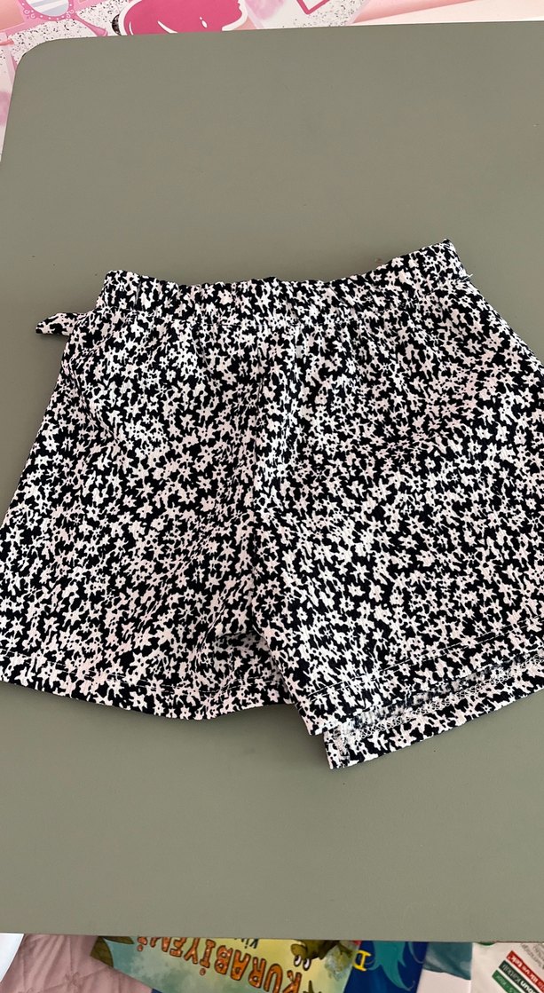 Siyah Beyaz Pilili Mini Etek 6 yaş - Görsel 3