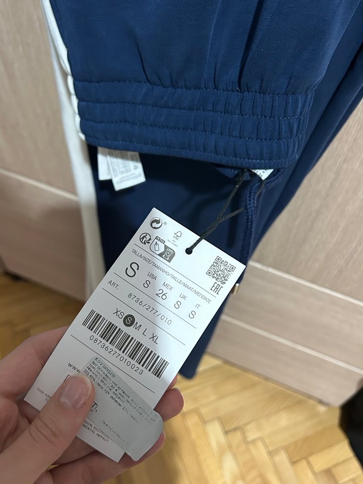 Stradivarius Yumuşak Dokulu Lacivert Pantolon - Görsel 3