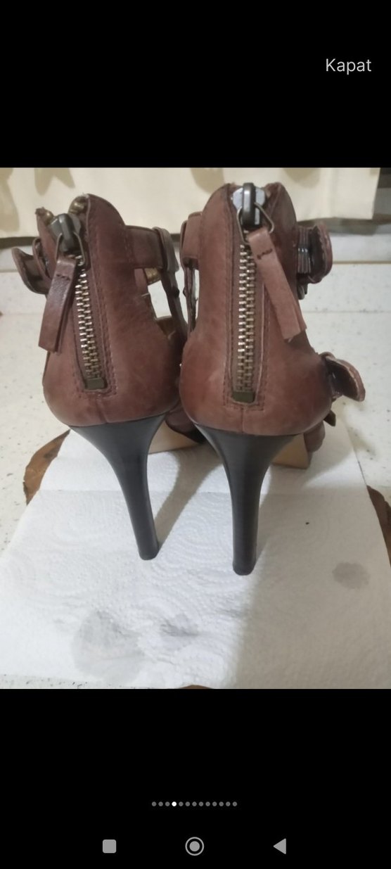 Hakiki deri topuklu ayakkabı - Görsel 3
