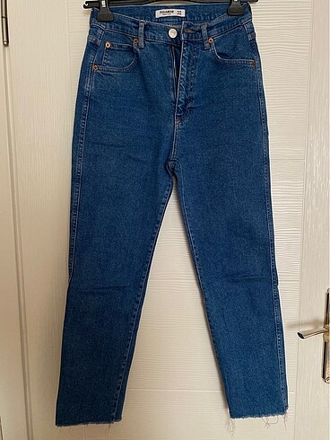 Pull and bear mom jean