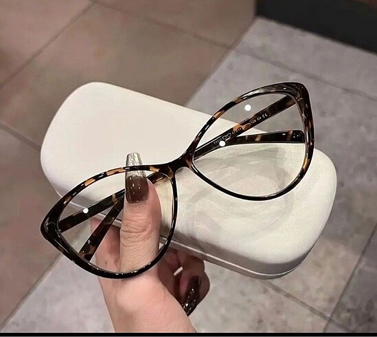 Diğer Cat eye numarasız camlı gözlük