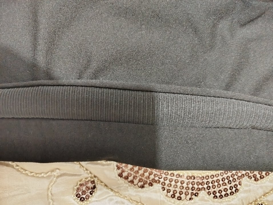 kadın siyah desenli tayt - Görsel 4