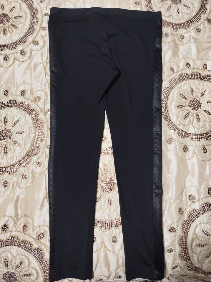 kadın siyah desenli tayt - Görsel 3