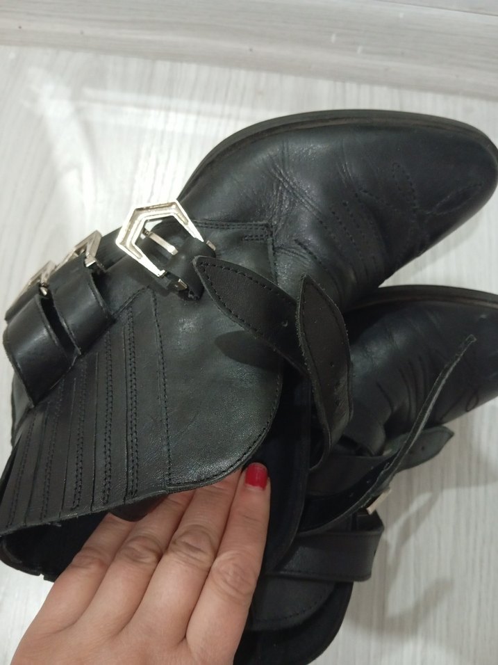 Siyah Deri Tokalı Blok Topuklu Kadın Bot - Görsel 3