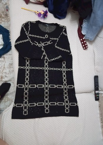 Zincir Detaylı Siyah Desenli Kadın Kazak - Görsel 5