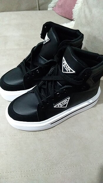 Prada Prada milano yarım bot