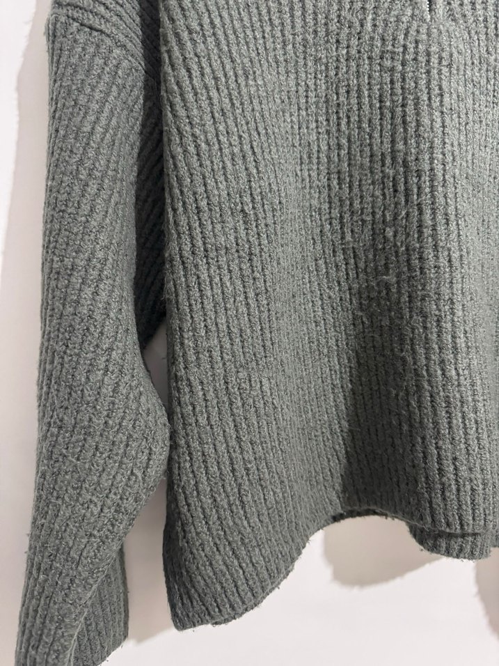 Gri Yarım Fermuarlı Yün Kadın Kazak - Görsel 2