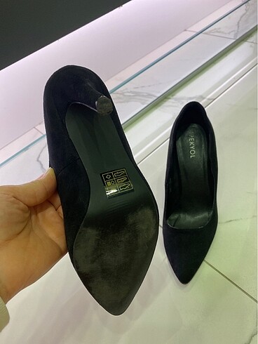 37 Beden İpekyol stiletto