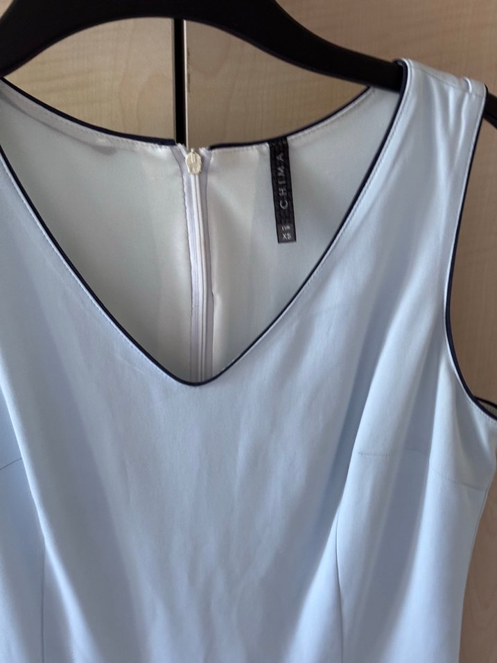 Mavi V Yakalı Pilili Midi Elbise - Görsel 2