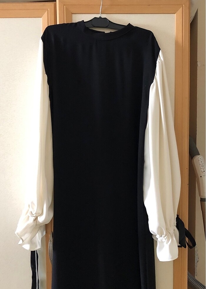 Koldan bağlamalı tesettür elbise - Görsel 3