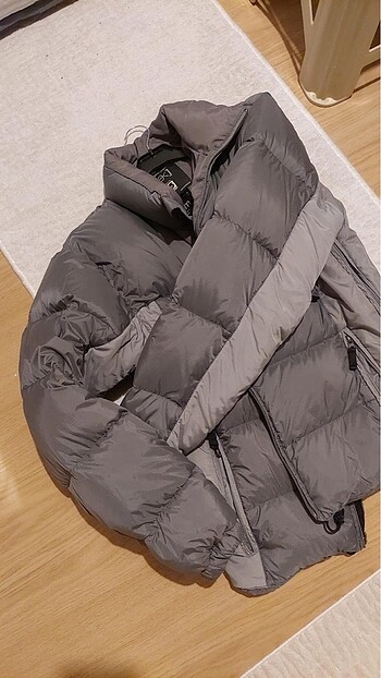 m Beden Burton [AK] mont