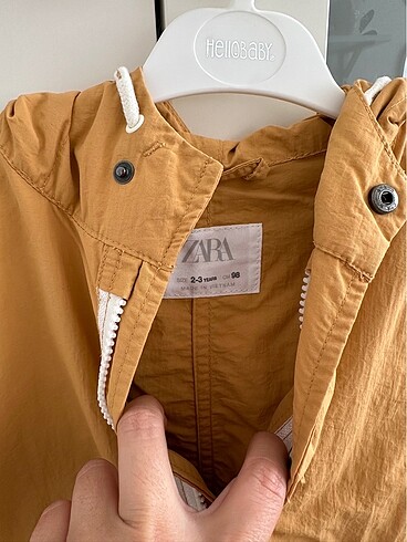 Zara çocuk yağmurluk - Görsel 3