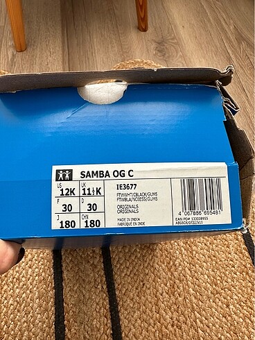 30 Beden beyaz Renk Adidas çocuk samba