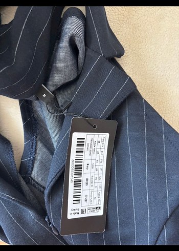 V Yaka Çizgili Mini Elbise - Görsel 2