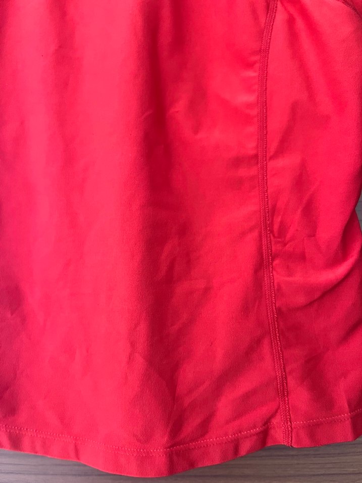 Kırmızı V Yakalı Atlet - Nike - Görsel 3