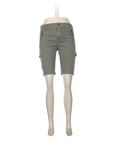 H&M Mini Şort %70 İndirimli.