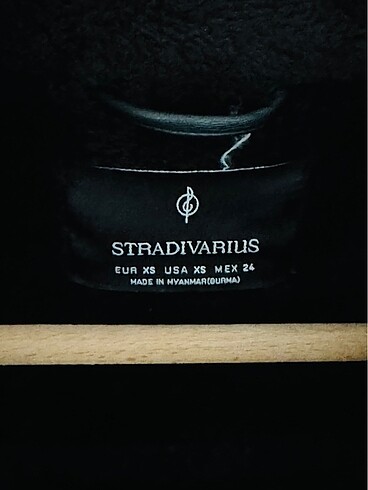 Stradivarius Stradivarius mont