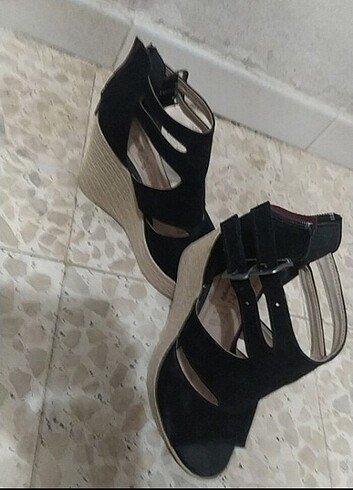 Zara 36 numara dolgu topuk 