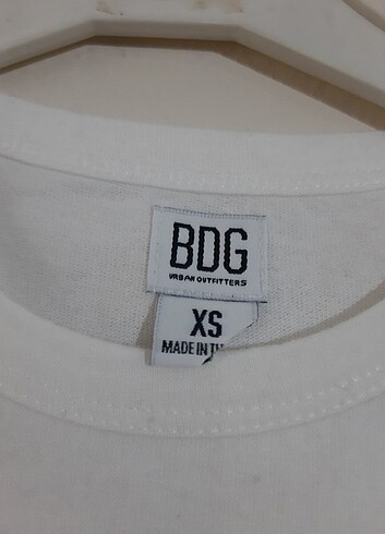 s Beden Urban outfitters tshirt